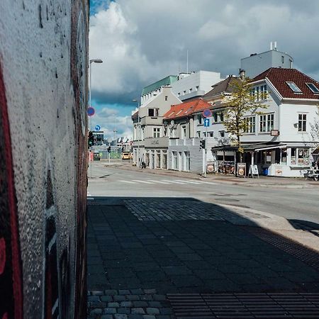 Amazing, Central House With Big Private Balcony Bergen Exteriör bild